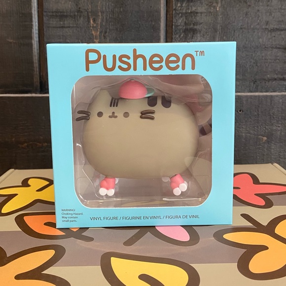 Pusheen Other - RARE PUSHEEN VINYL FIGURE
